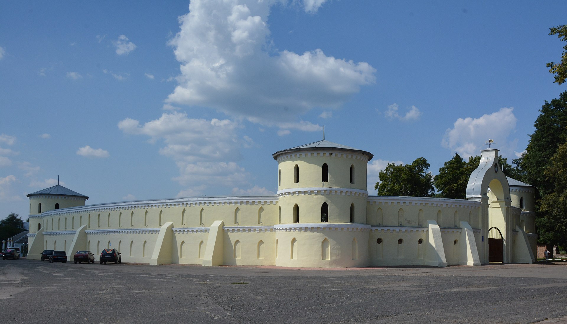 The Round Yard, A fortress of the XVIII century