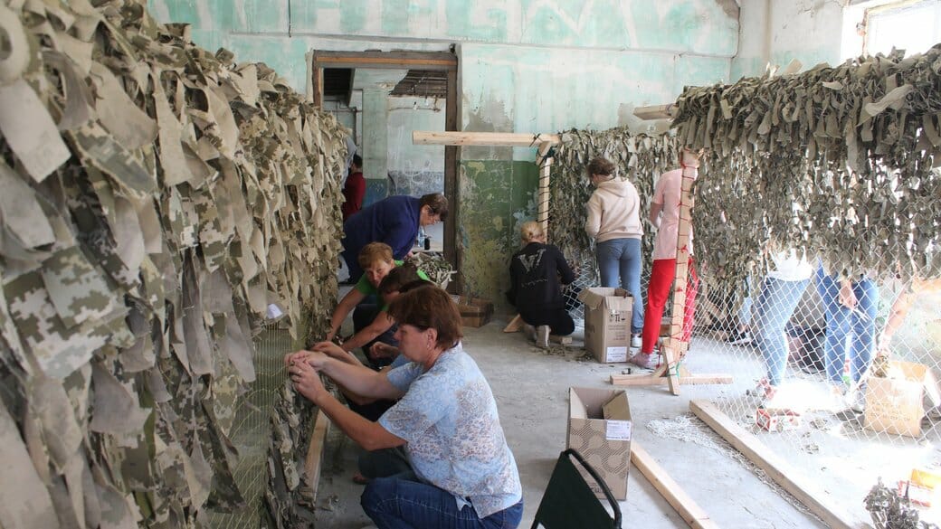 Volunteers weave nets for the Ukrainian military
