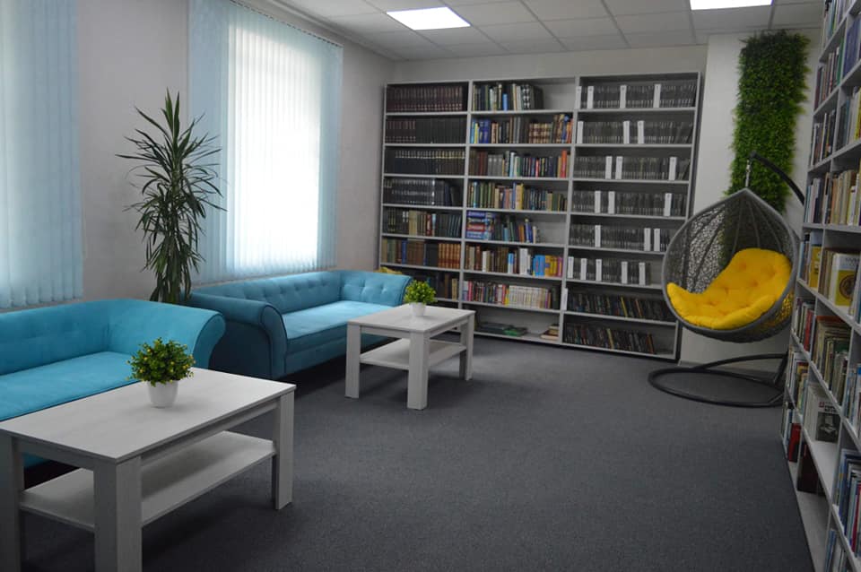 The Balta Public Library invites you. It’s cosy, comfortable, and stylish...