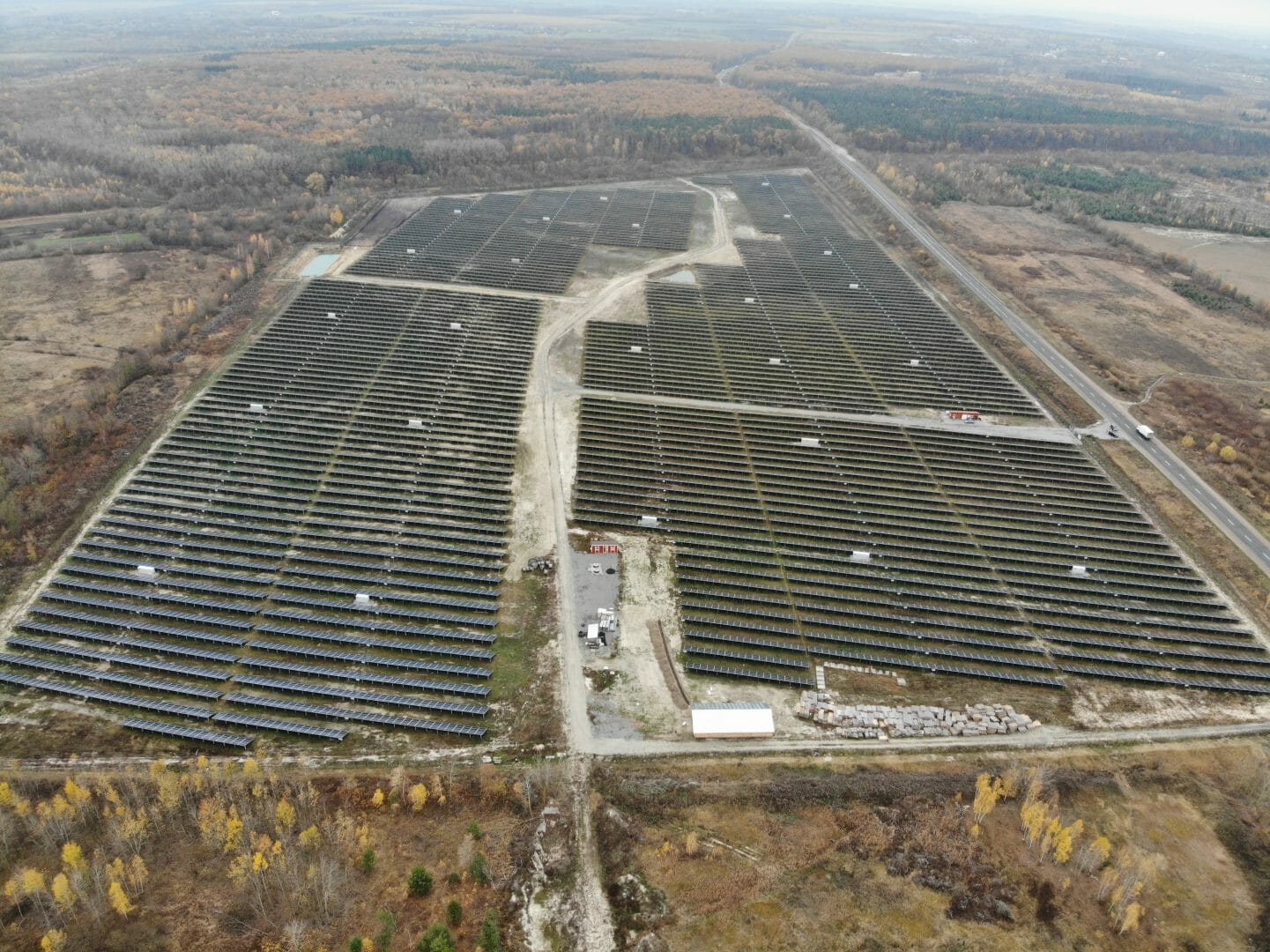 Solar power plant in the territory of the Semenivka Community (30 ha). 