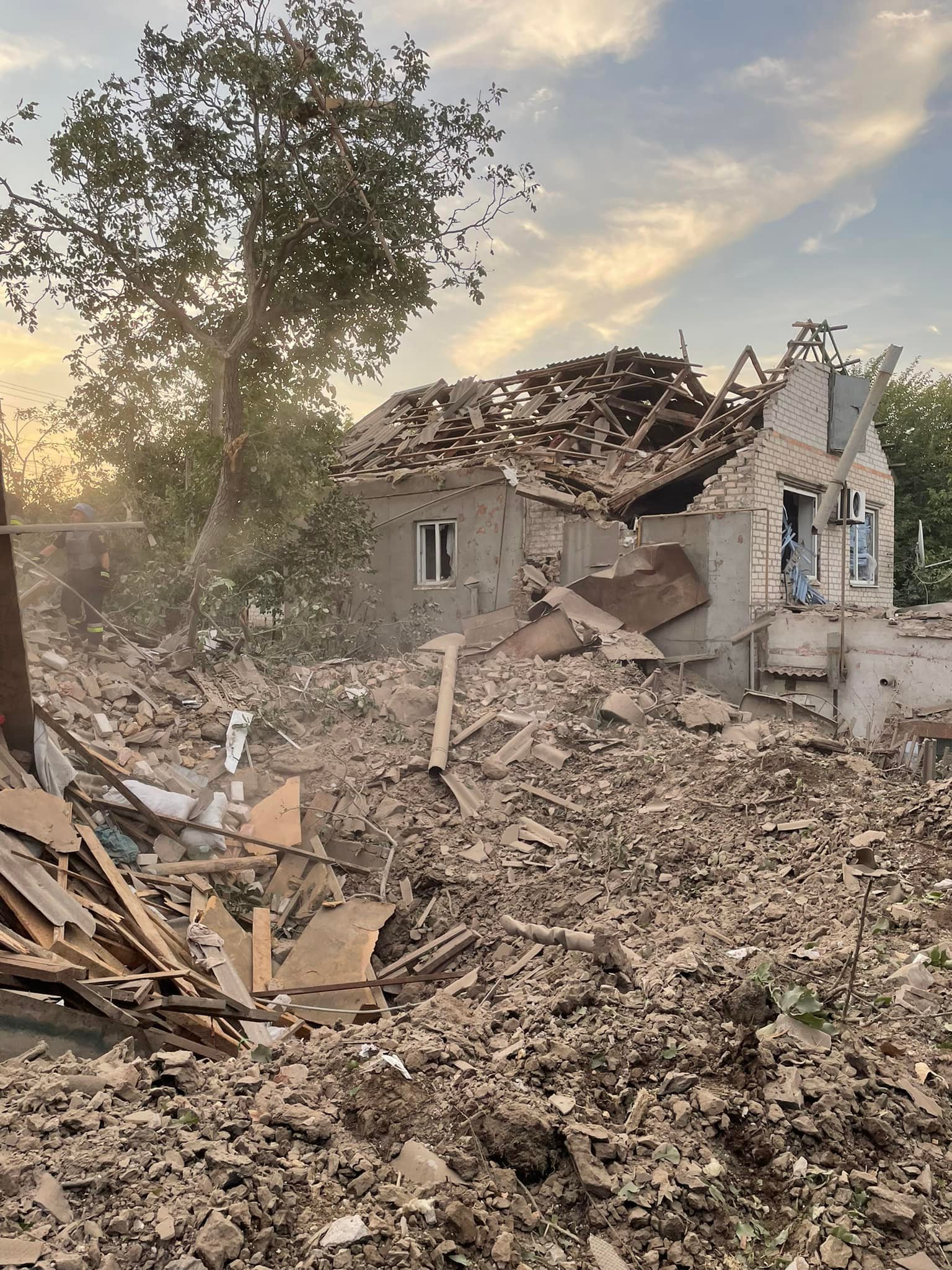 A destroyed private house in the settlement of Malokaterynivka.