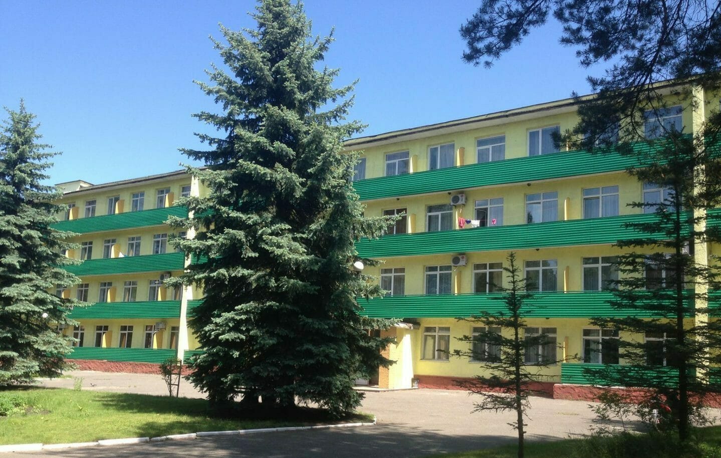 Lisova Pisnia sanatorium in the village of Haivka