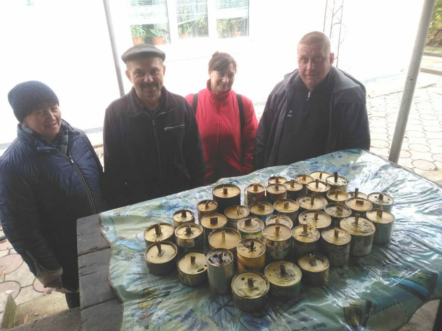 Sending the next batch of trench candles by Moryntsi village residents