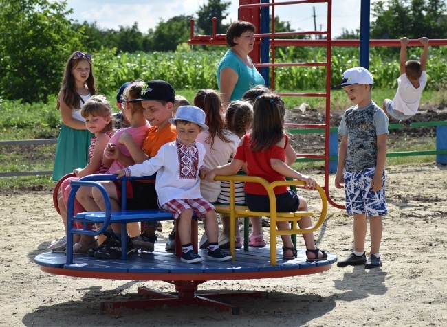 Children's Playground, Olyanytsia Village