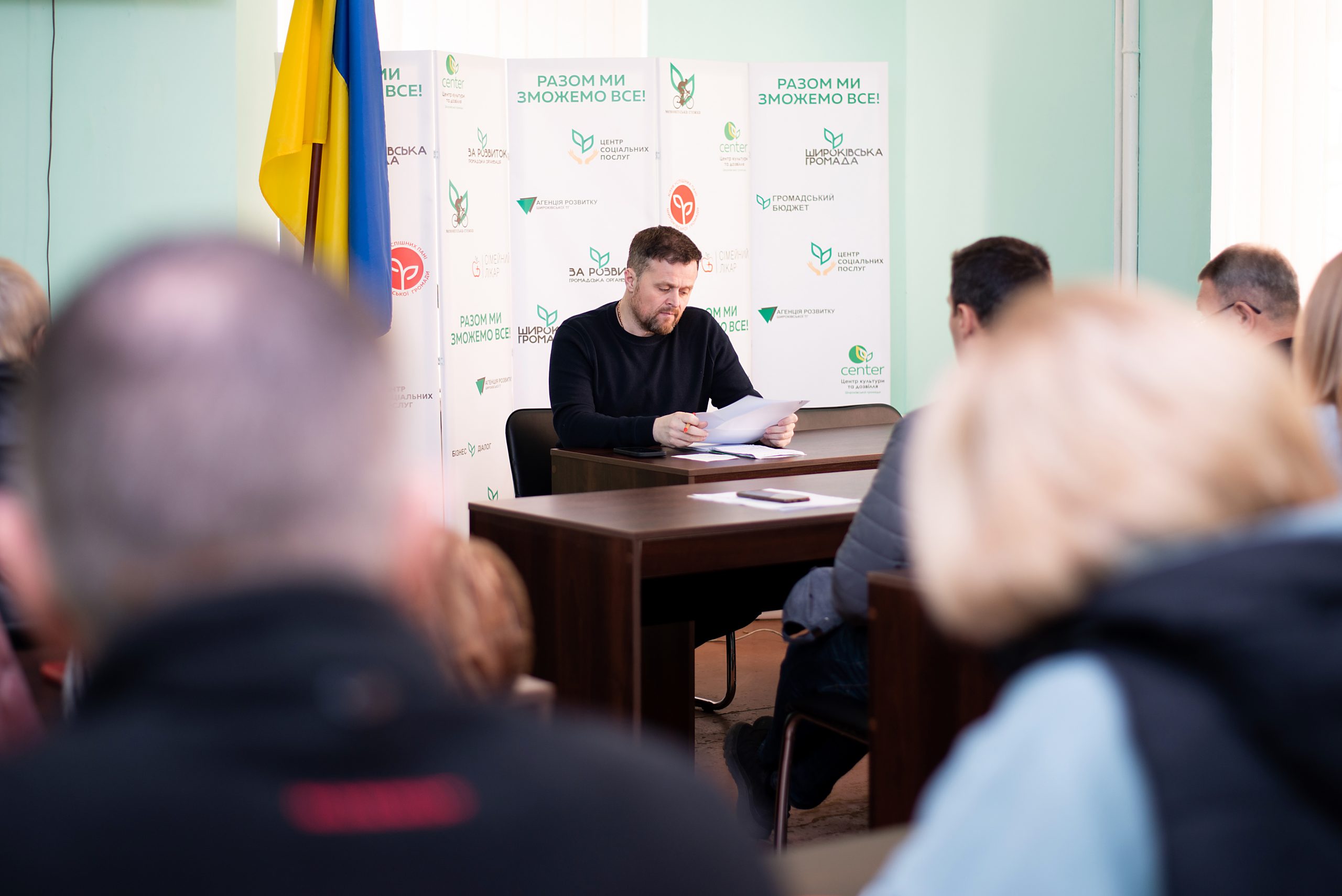 Community Head Denys Korotenko holds a working meeting, March 2022, photo by Oleksandr Ivchyk